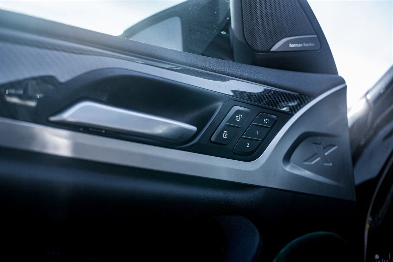 Used 2022 BMW X4 M image 18