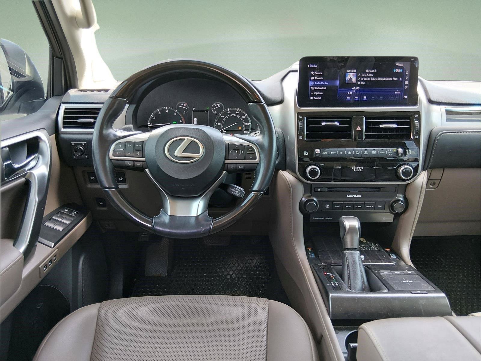 Used 2022 Lexus GX 460 Premium w/ Premium Package AWD/4WD image 10