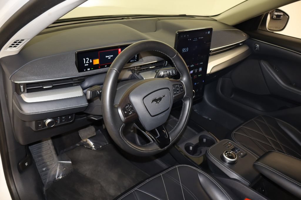 Used 2021 Ford Mustang Mach-E Select AWD/4WD image 27