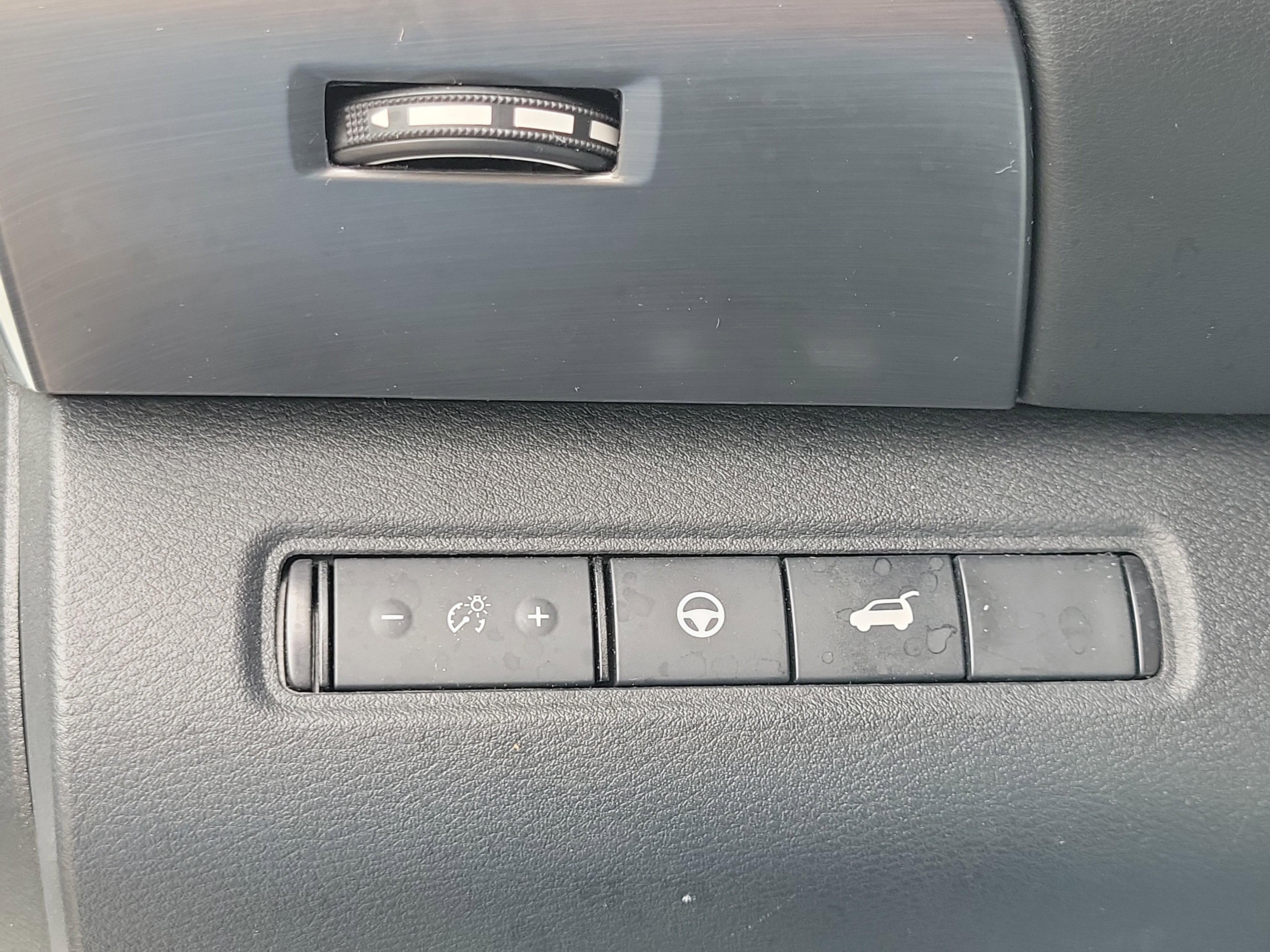 Certified 2023 Nissan Pathfinder SL w/ Cargo Package image 34