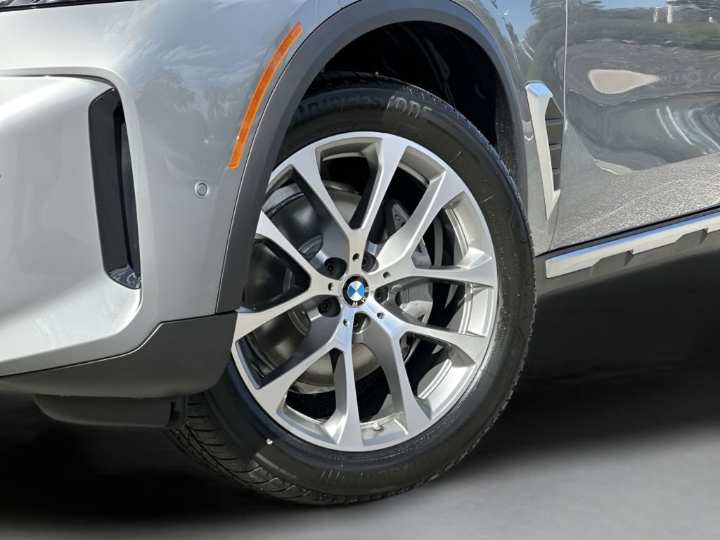 New 2026 BMW X5 sDrive40i RWD image 30
