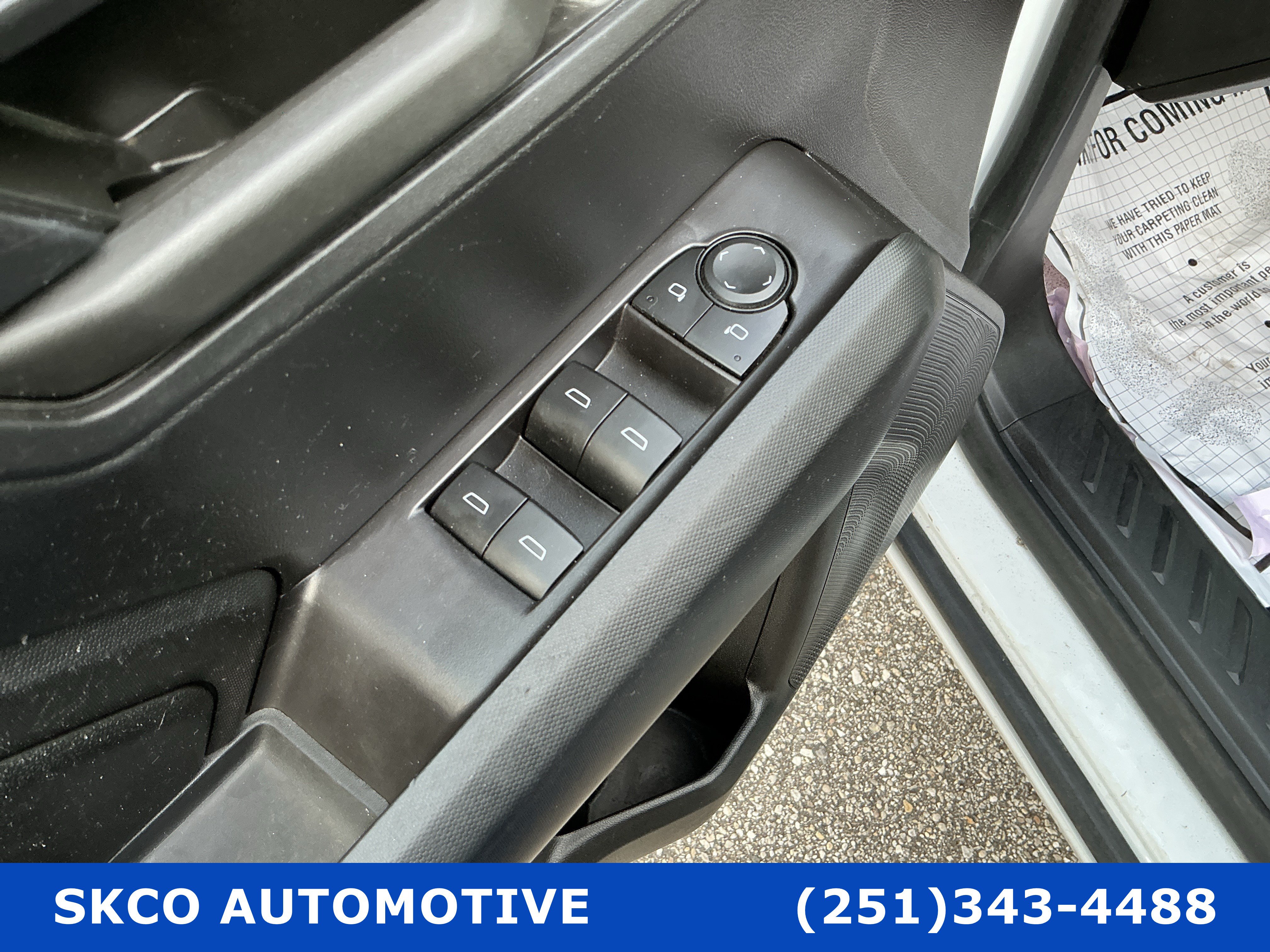 Used 2023 Chevrolet Colorado W/T RWD image 22