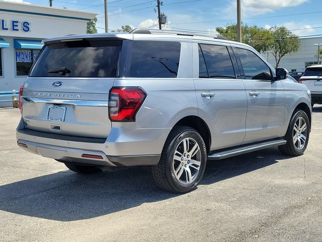 Certified 2022 Ford Expedition Limited RWD image 6