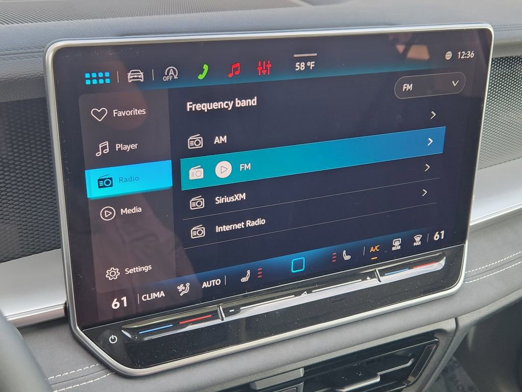 New 2026 Volkswagen Tiguan SE image 8