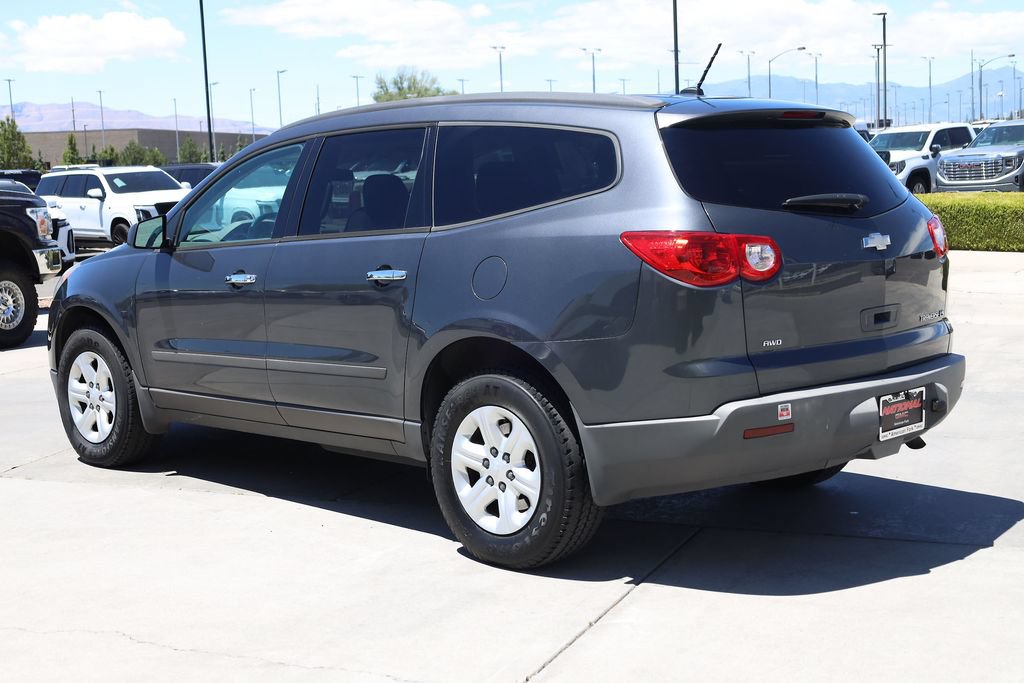 Used 2011 Chevrolet Traverse LS AWD/4WD image 4