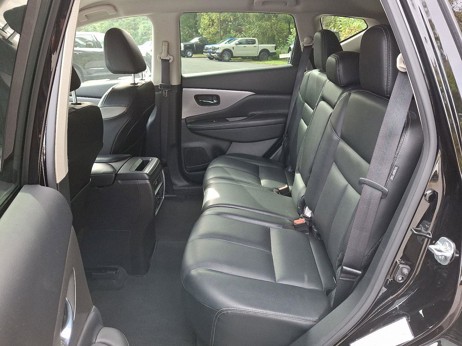 Used 2023 Nissan Murano SL image 10