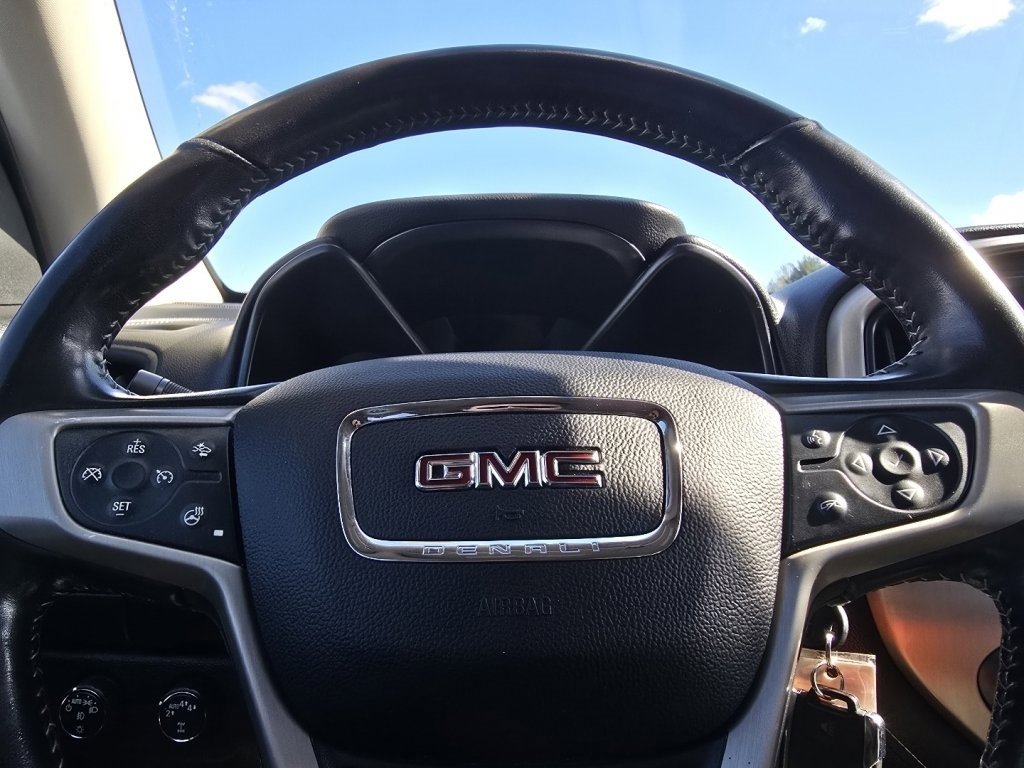 Used 2019 GMC Canyon Denali image 24