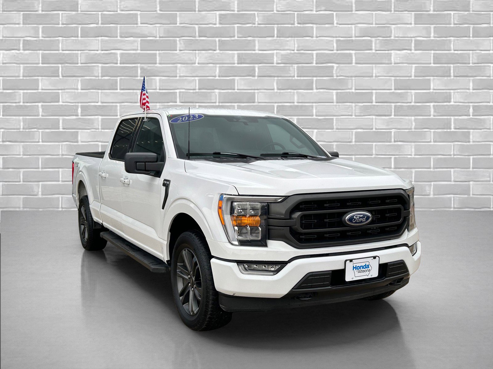 Used 2023 Ford F150 XLT w/ Equipment Group 302A High image 7