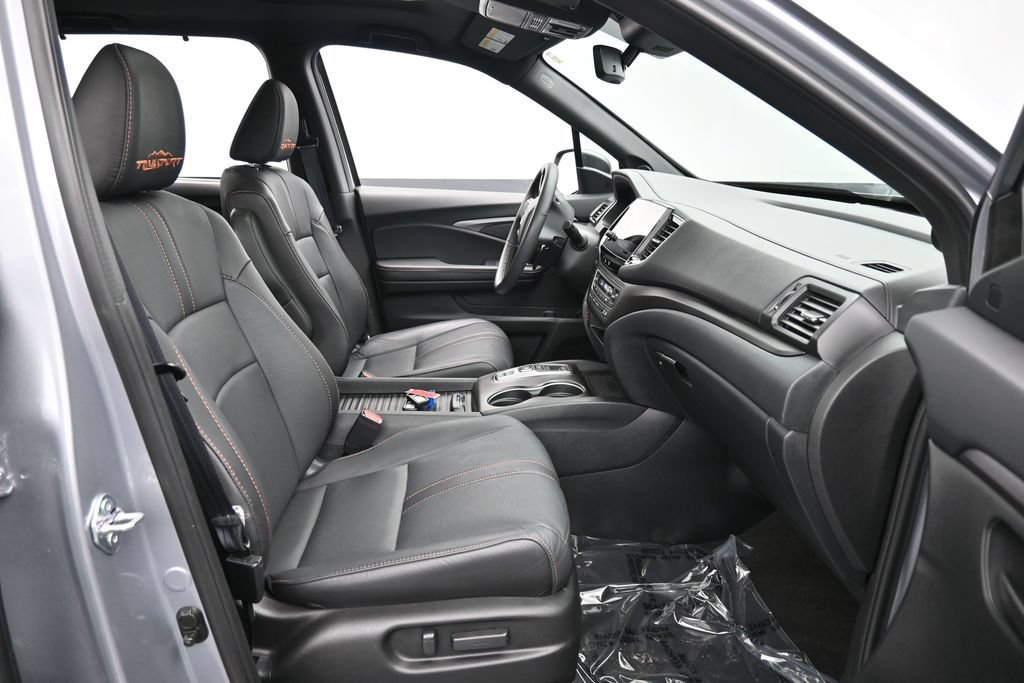 Used 2022 Honda Passport TrailSport image 36