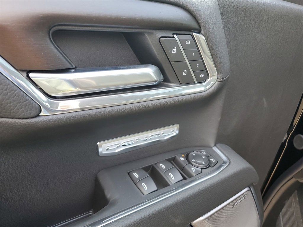 New 2026 GMC Sierra 1500 Denali w/ Denali Reserve Package image 24