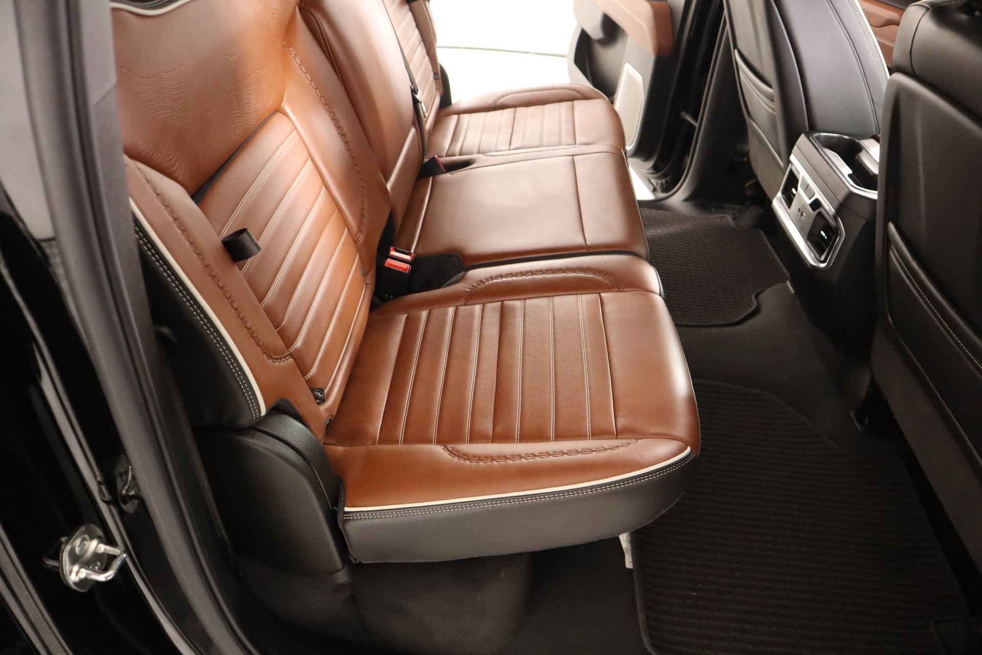Used 2025 GMC Sierra 1500 Denali Ultimate image 15