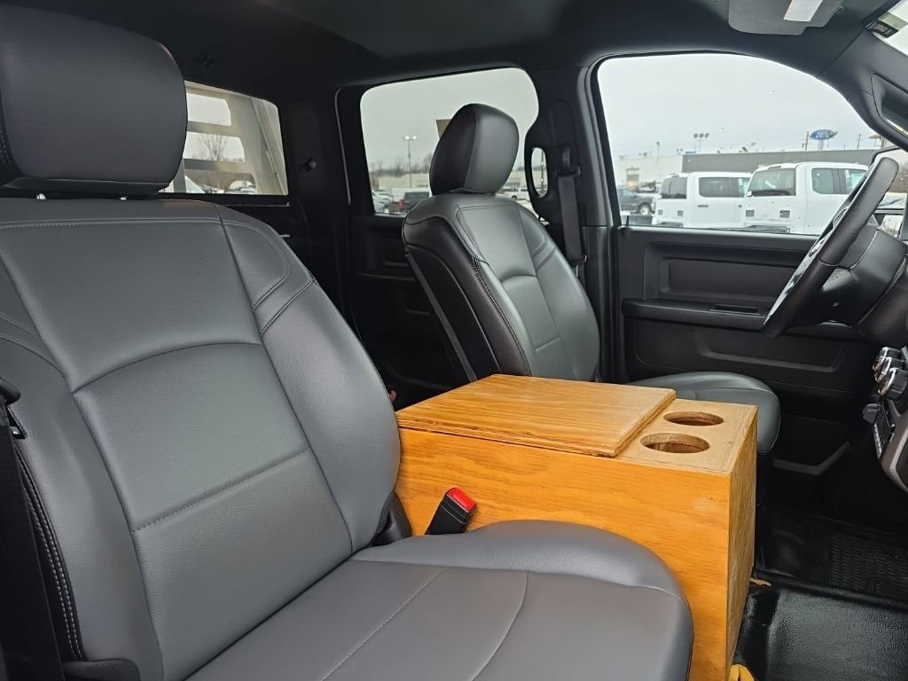 Used 2024 RAM 3500 Tradesman image 36
