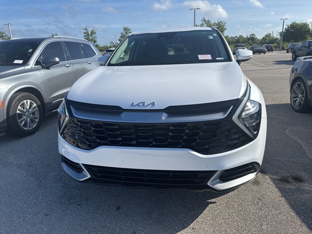 Certified 2023 Kia Sportage EX image 7