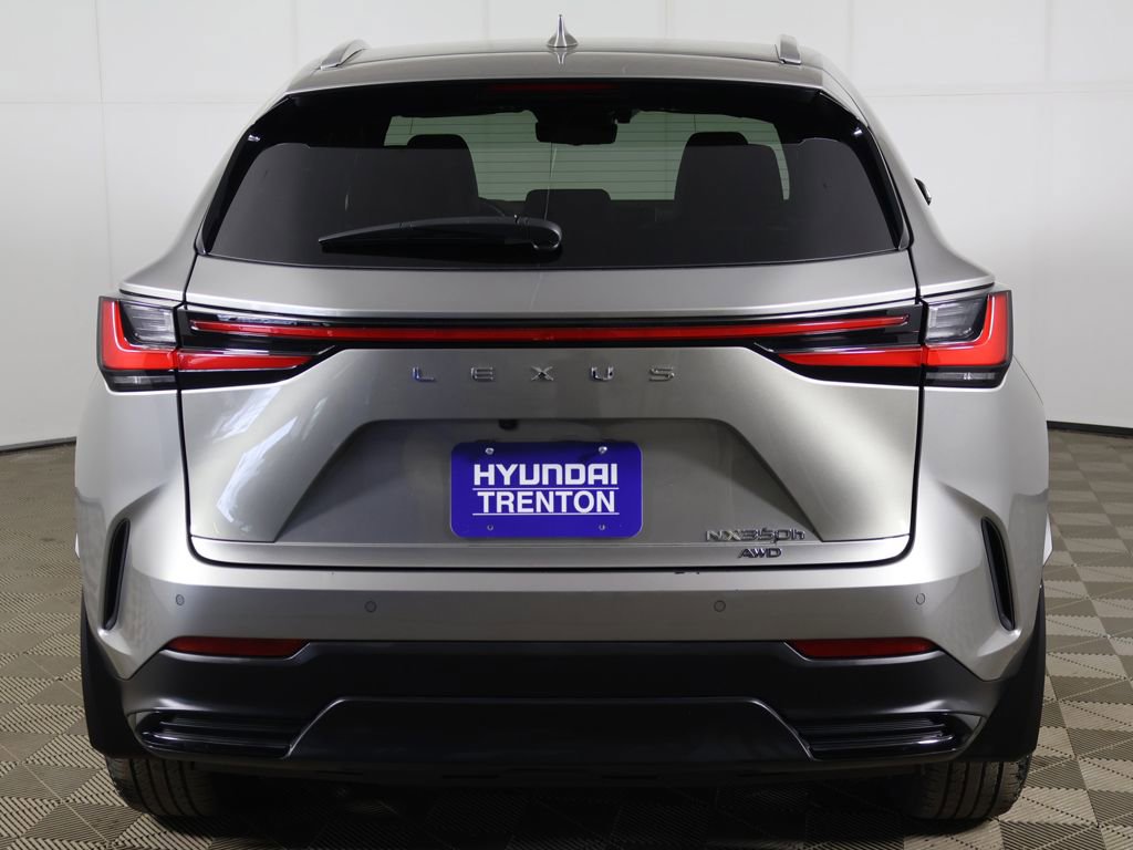 Used 2025 Lexus NX 350h AWD w/ Accessory Package (2T) image 15