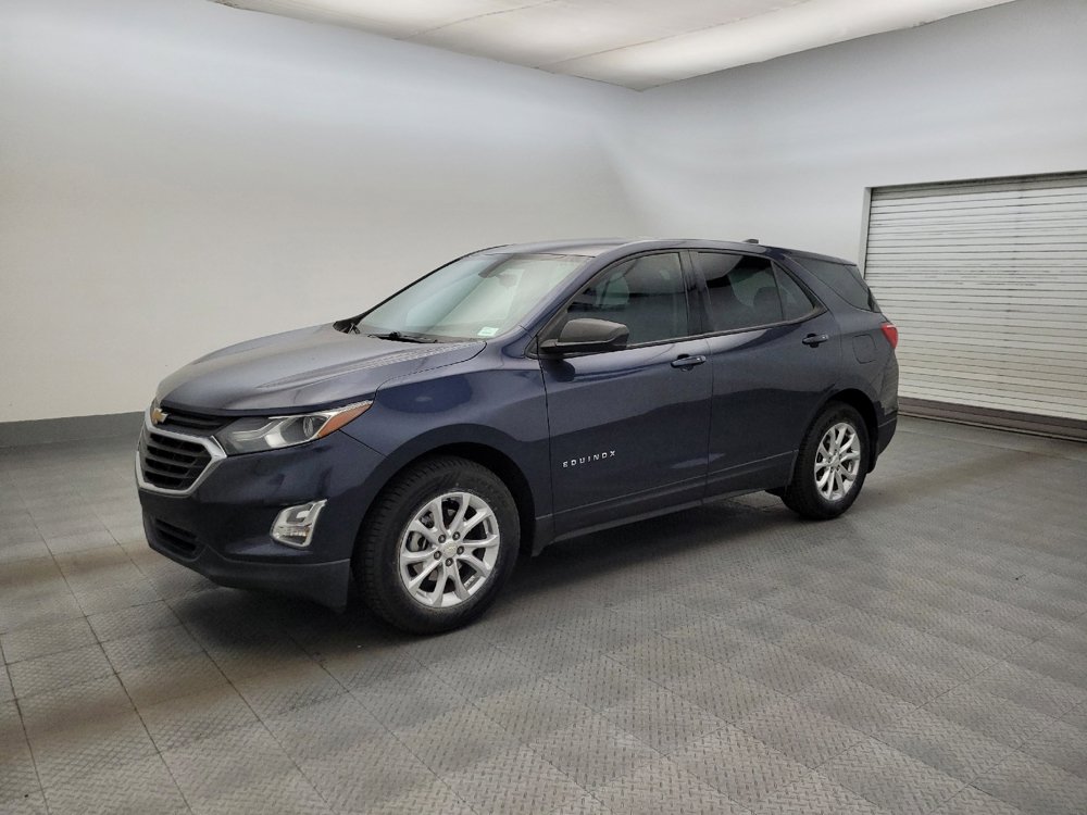 Used 2018 Chevrolet Equinox LS w/ LPO, Cargo Package FWD image 2