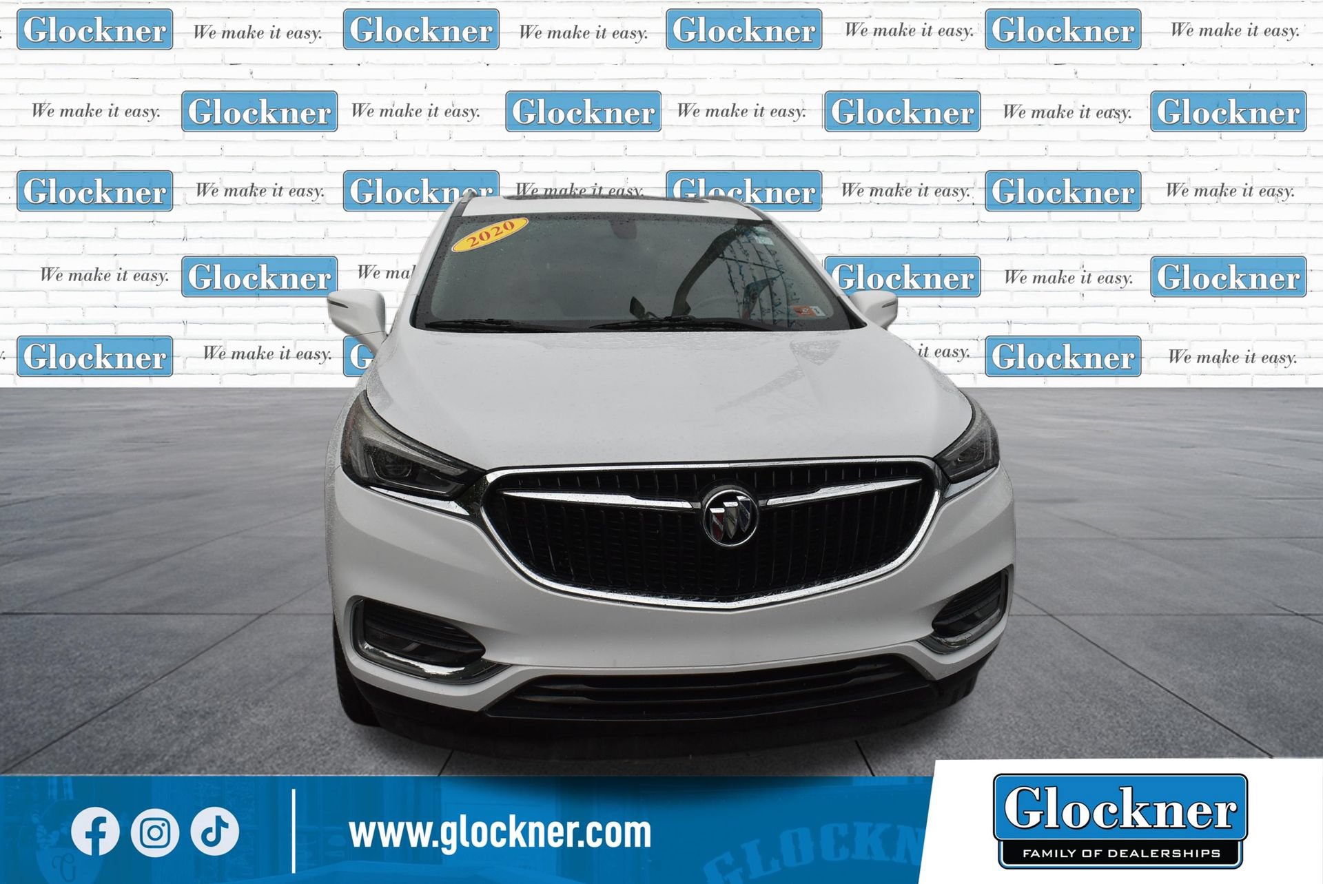 Used 2018 Buick Enclave Essence AWD/4WD image 2