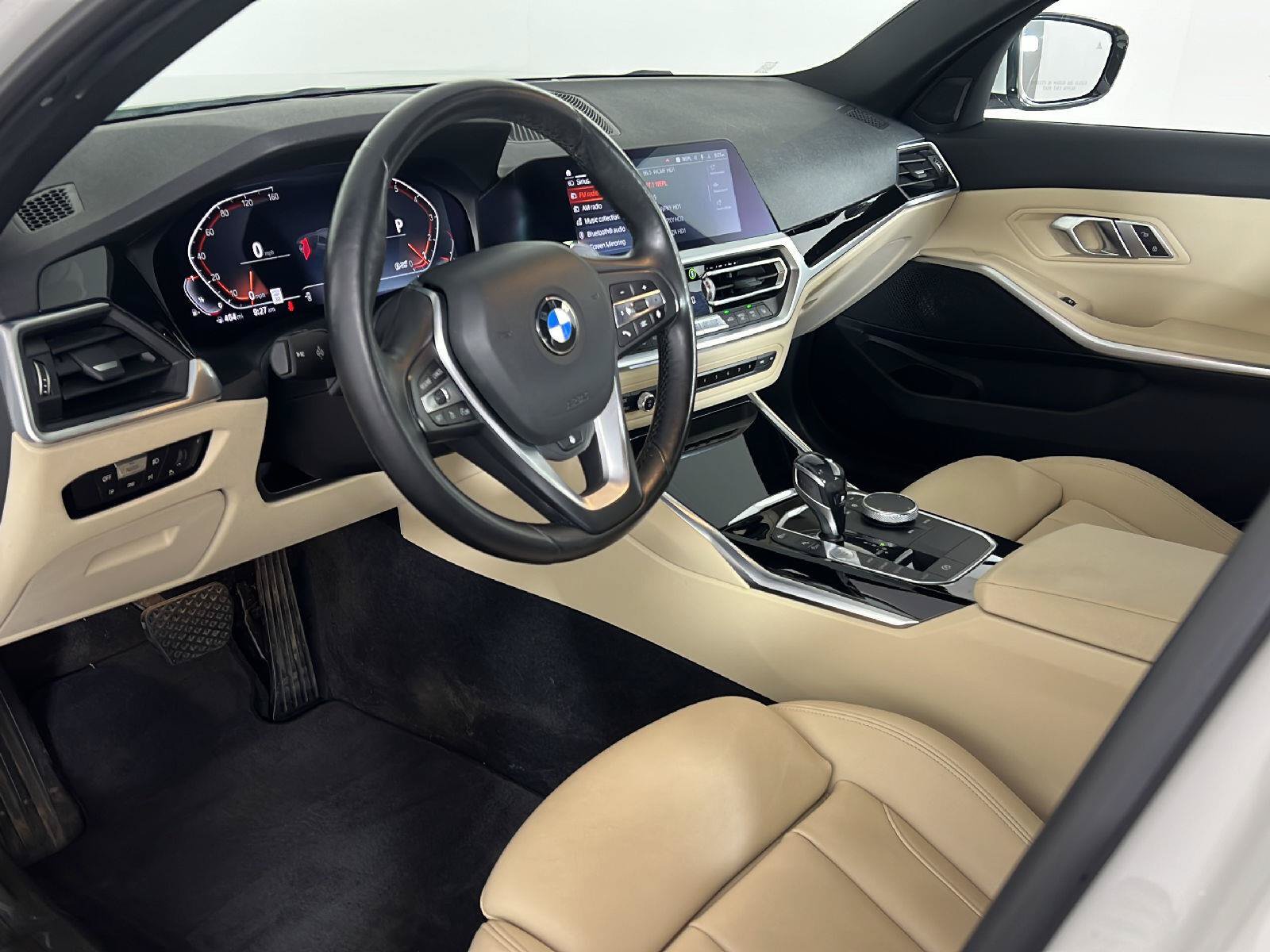 Used 2019 BMW 330i xDrive Sedan w/ Convenience Package AWD/4WD image 2