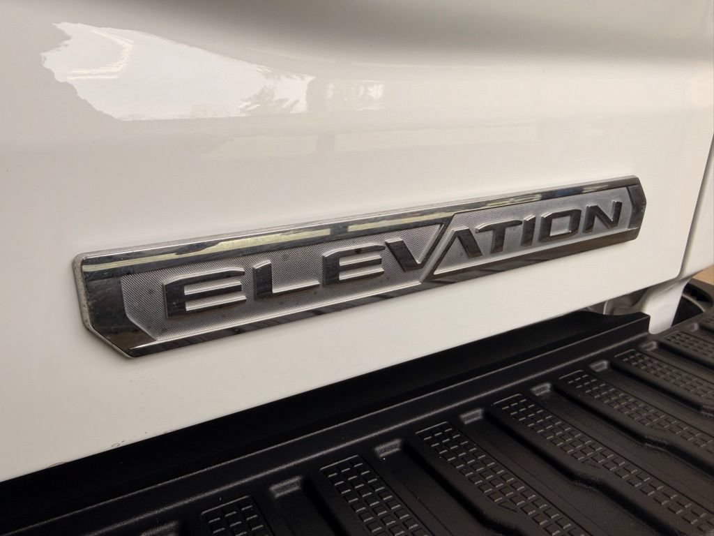 Used 2024 GMC Sierra 1500 Elevation AWD/4WD image 8