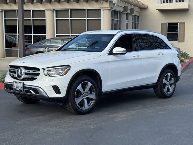 Used 2022 Mercedes-Benz GLC 300 image 4