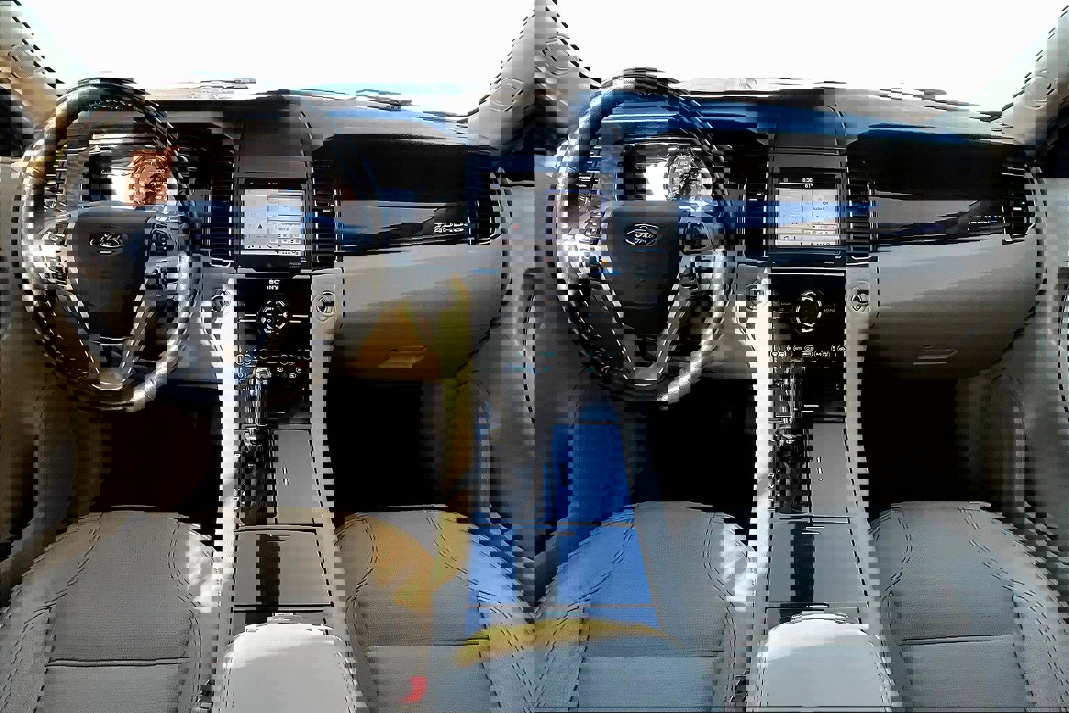 Used 2017 Ford Taurus Limited image 14