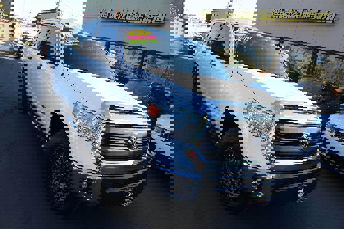 Used 2015 Toyota Tundra SR5 image 34