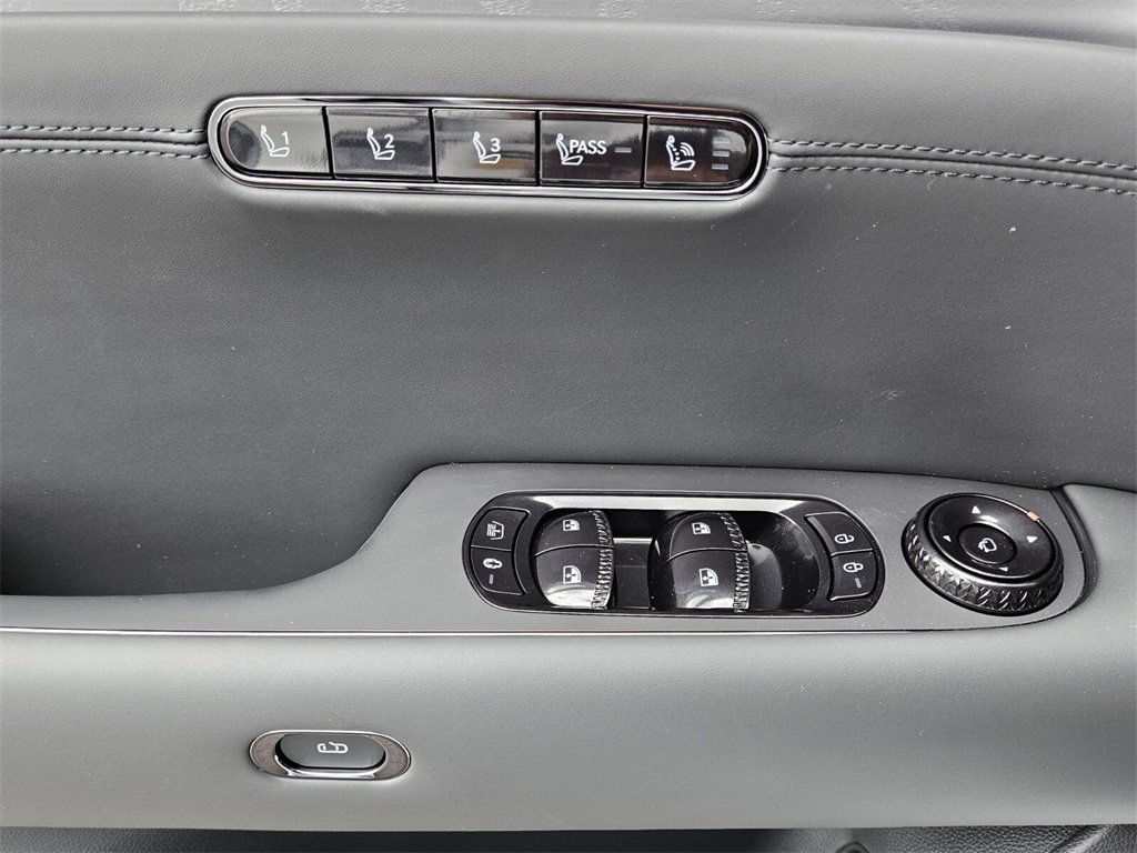 New 2026 Genesis G90 3.5T Prestige image 33