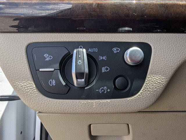 Used 2018 Audi Q5 Prestige w/ Prestige Package AWD/4WD image 29