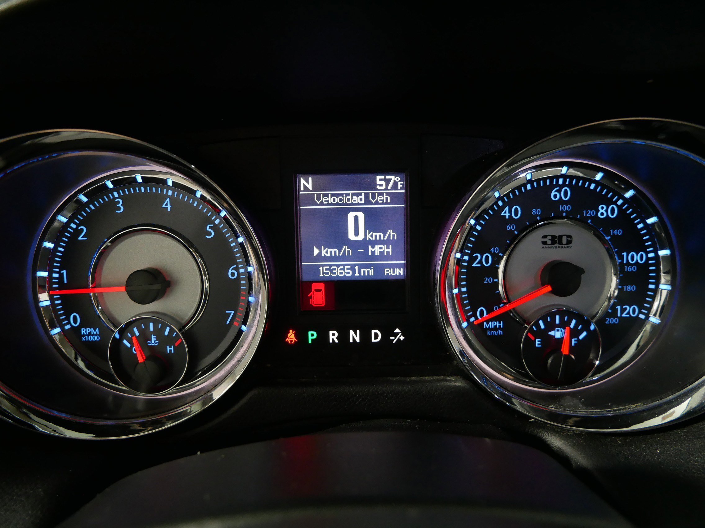 Used 2014 Chrysler Town & Country Touring-L image 21