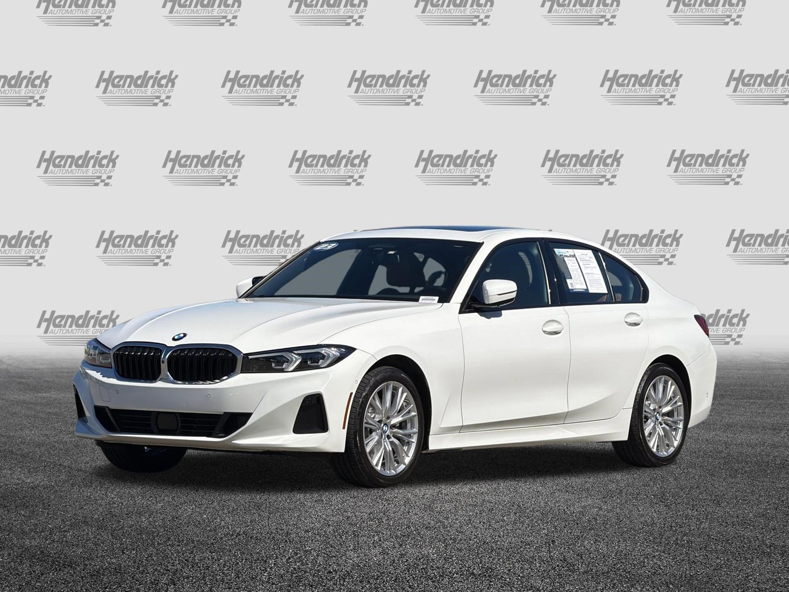 Used 2023 BMW 330i 330i w/ Premium Package image 9
