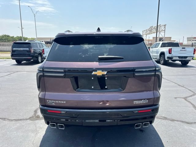 Used 2026 Chevrolet Traverse High Country FWD image 4