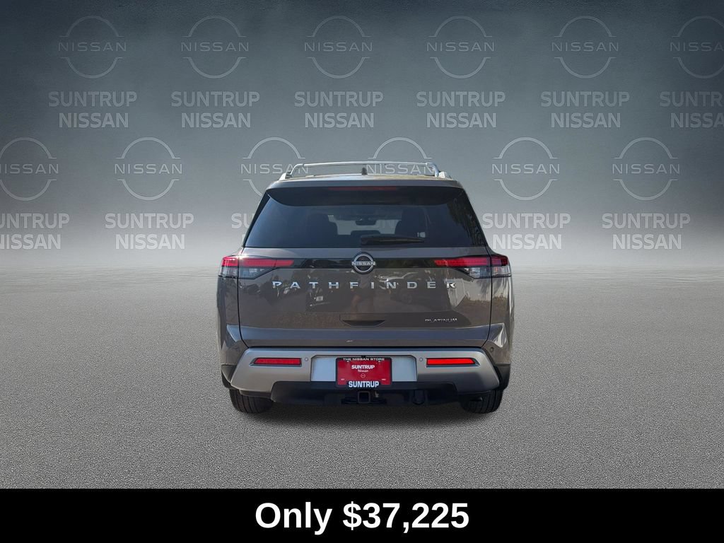 Used 2024 Nissan Pathfinder Platinum w/ Cargo Package FWD image 4