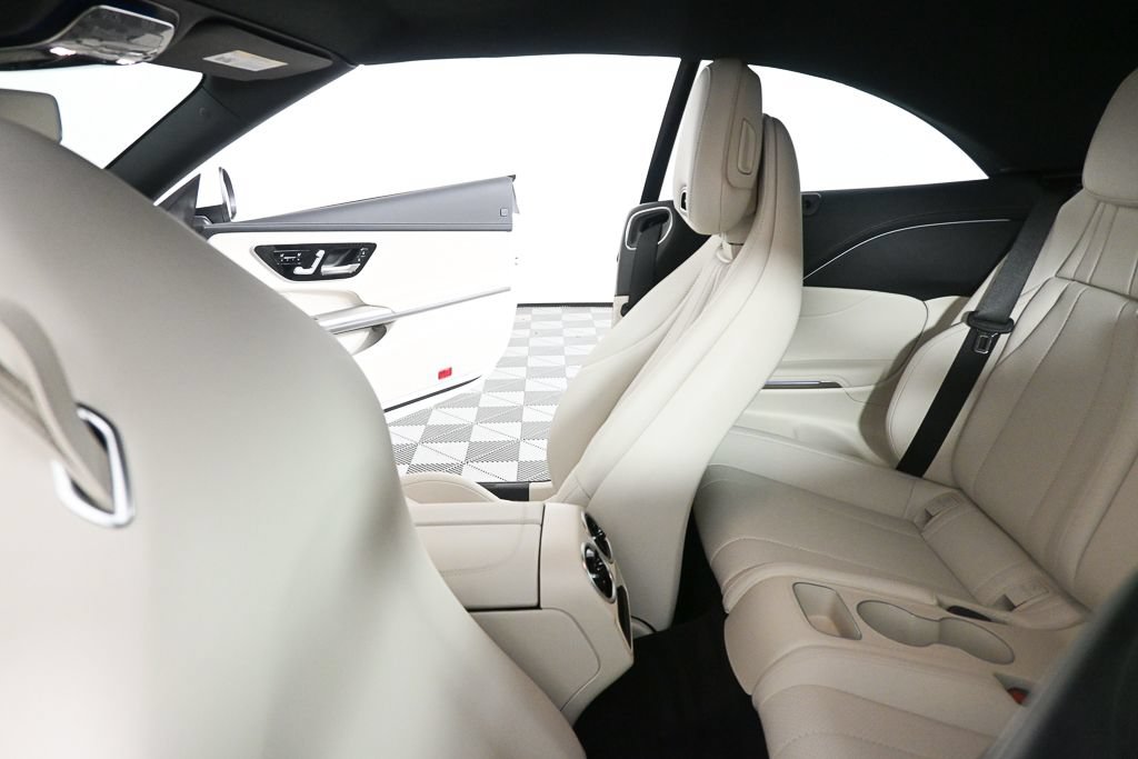 Certified 2024 Mercedes-Benz CLE 450 4MATIC Cabriolet image 17