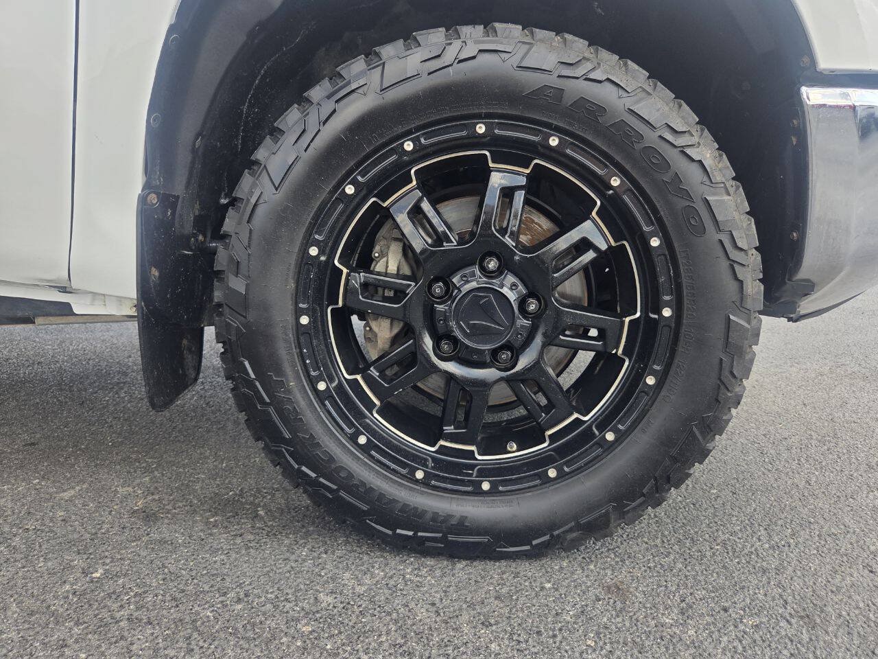Used 2016 Toyota Tundra SR5 w/ SR5 Upgrade Package AWD/4WD image 23