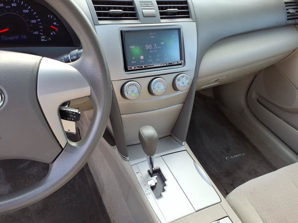 Used 2010 Toyota Camry LE FWD image 35