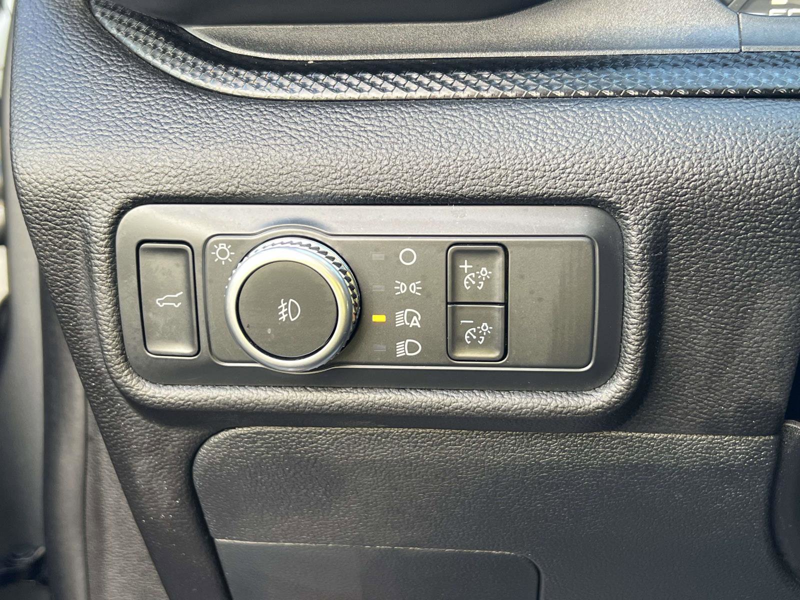 Certified 2022 Ford Explorer ST-Line w/ Class IV Trailer Tow Package image 22