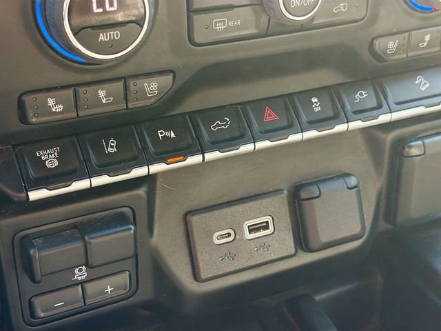 Used 2022 Chevrolet Silverado 2500 LTZ w/ LTZ Premium Package image 30