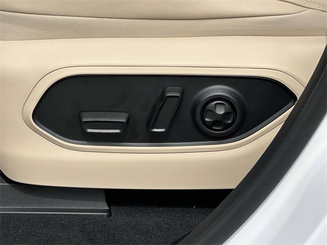 New 2025 Jeep Grand Cherokee Limited image 24