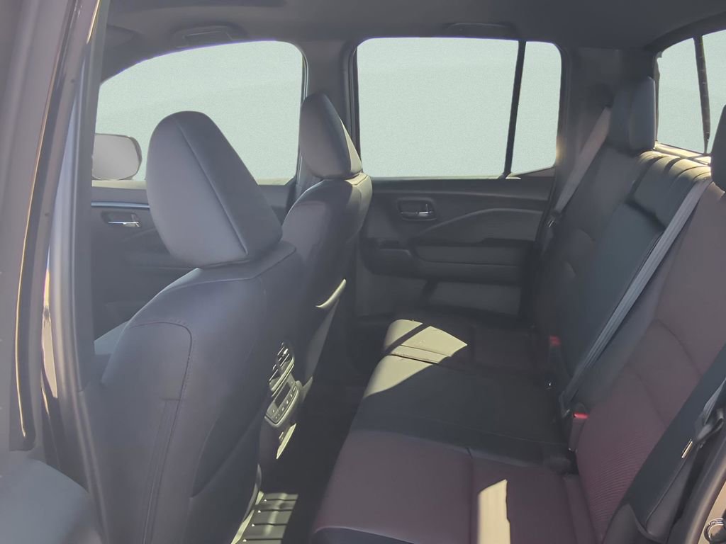 New 2026 Honda Ridgeline Black Edition image 10