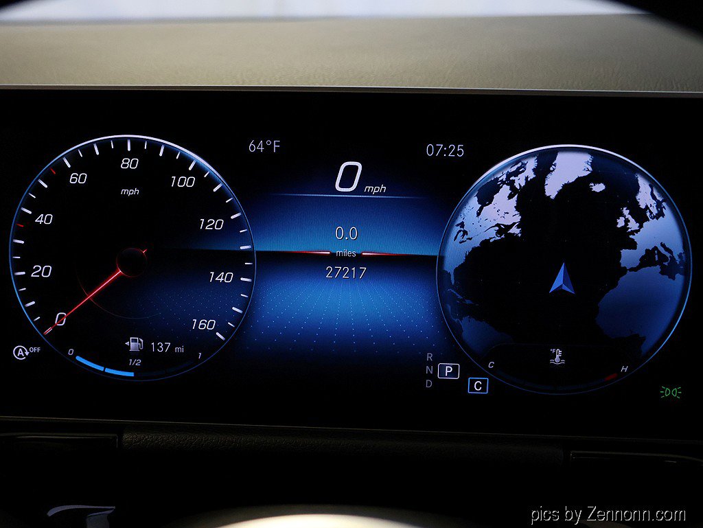 Used 2021 Mercedes-Benz GLA 250 4MATIC image 16