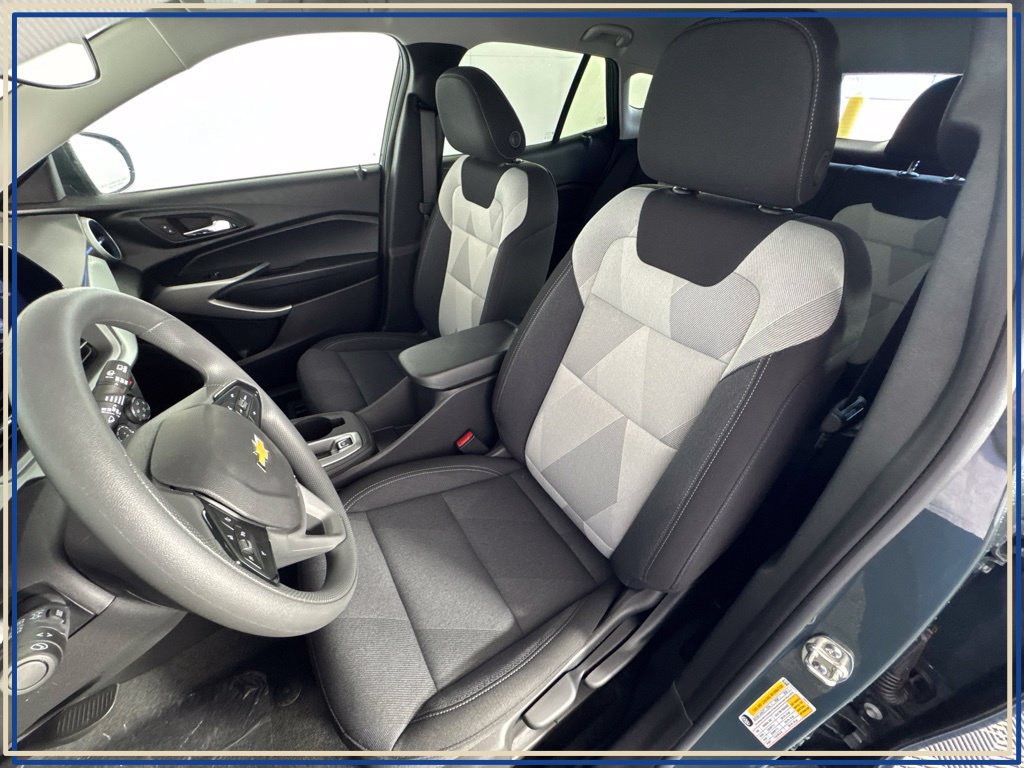 New 2026 Chevrolet Trax LS w/ LS Convenience Package FWD image 21
