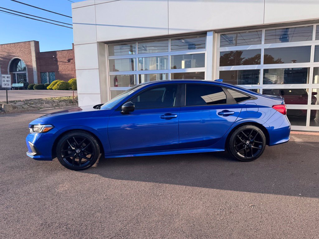 Used 2024 Honda Civic Sport image 2