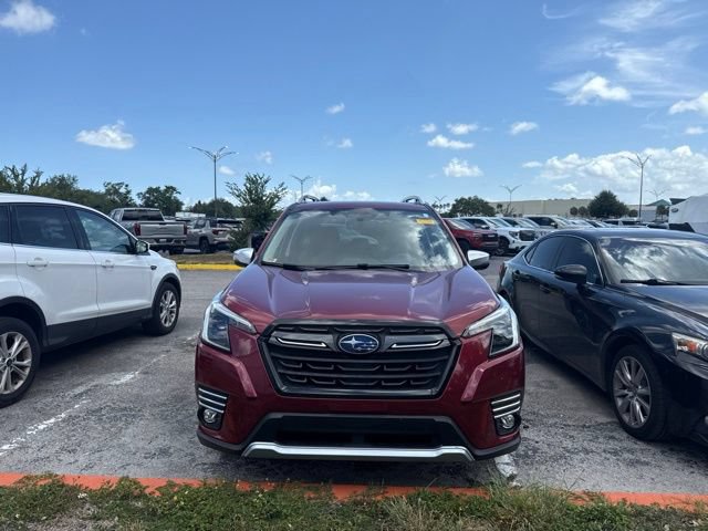 Used 2022 Subaru Forester Touring AWD/4WD image 2