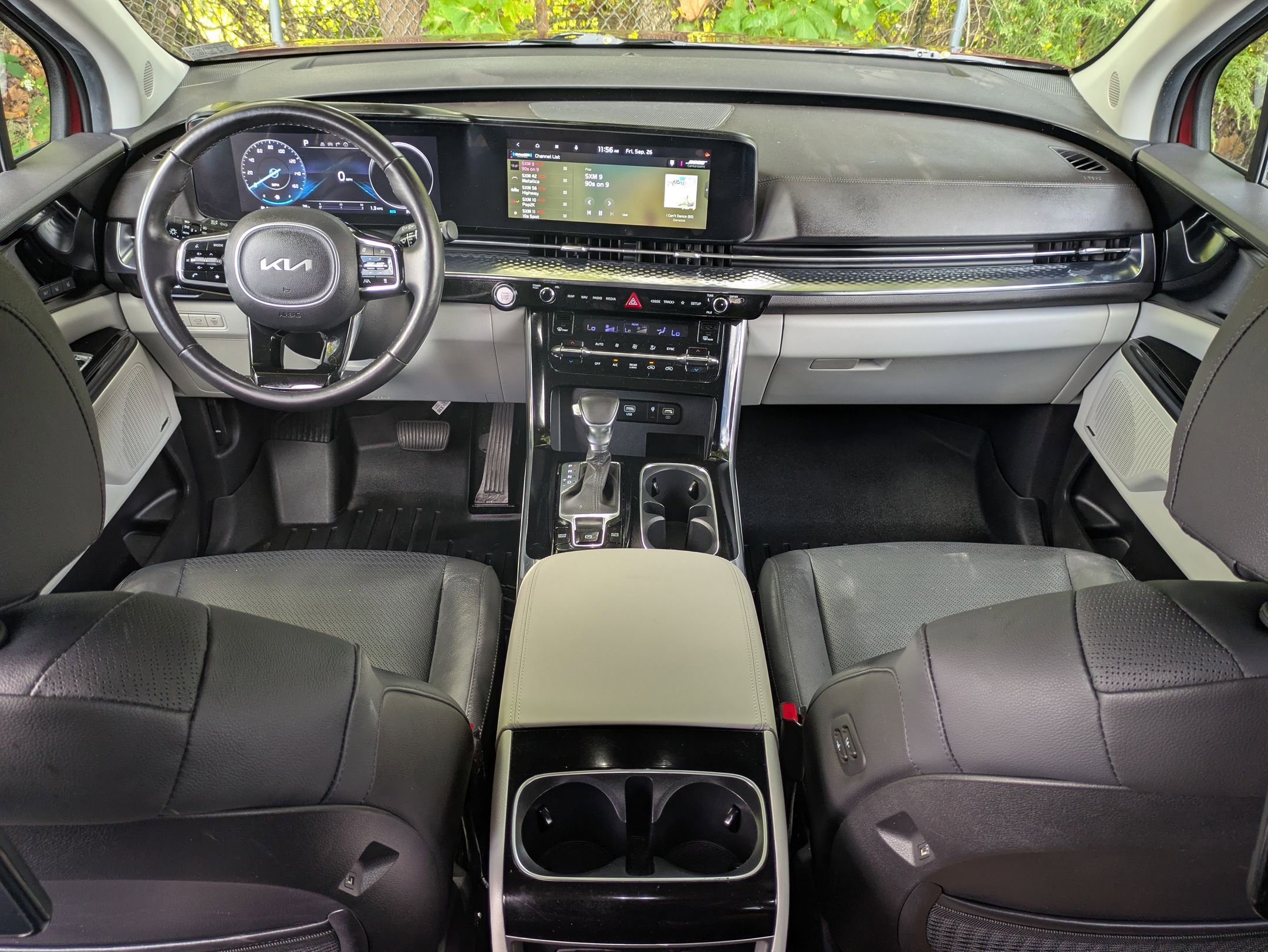 Certified 2023 Kia Carnival SX Prestige image 12