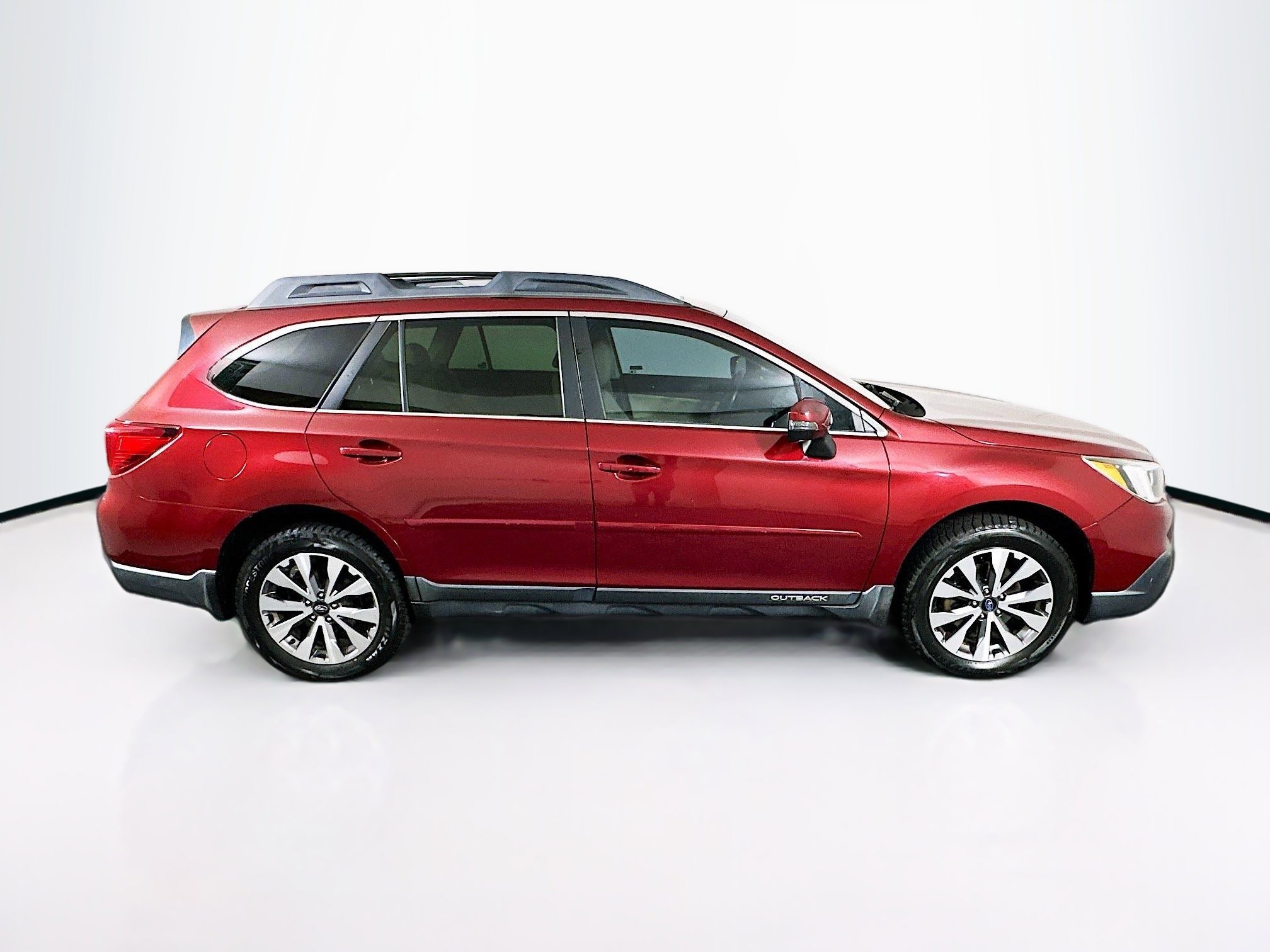Used 2016 Subaru Outback 3.6R Limited AWD/4WD image 10