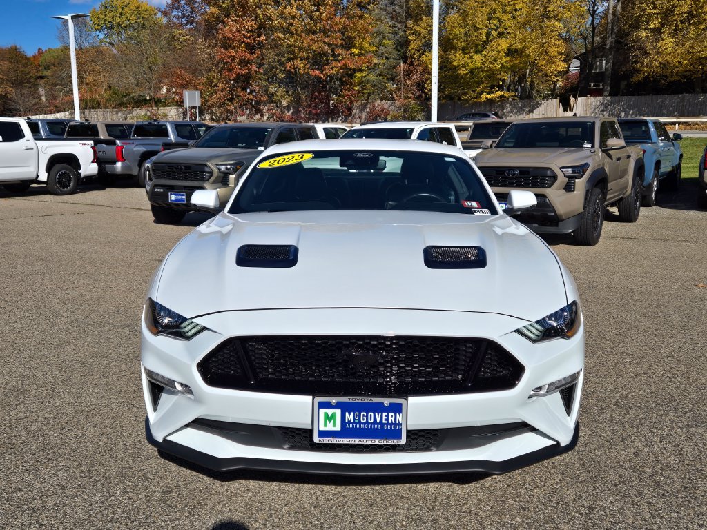 Used 2023 Ford Mustang GT Premium w/ Equipment Group 401A RWD image 9