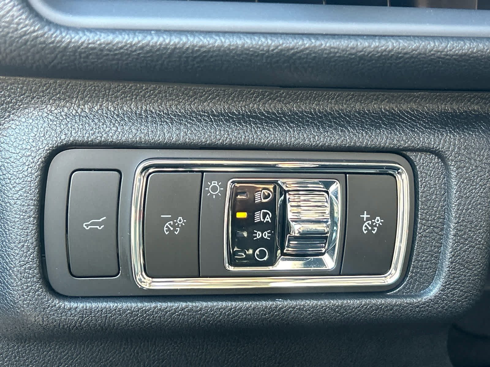 New 2026 Lincoln Corsair Premiere image 21