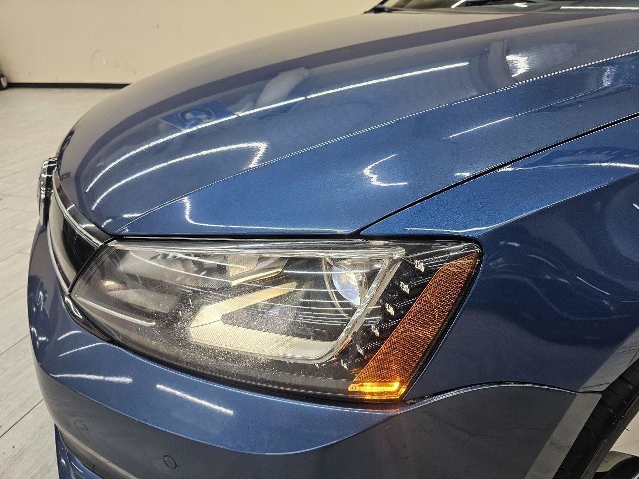 Used 2015 Volkswagen Jetta SEL Premium FWD image 10