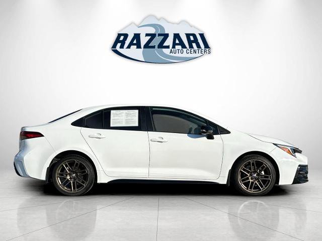 Used 2024 Toyota Corolla SE Nightshade image 2