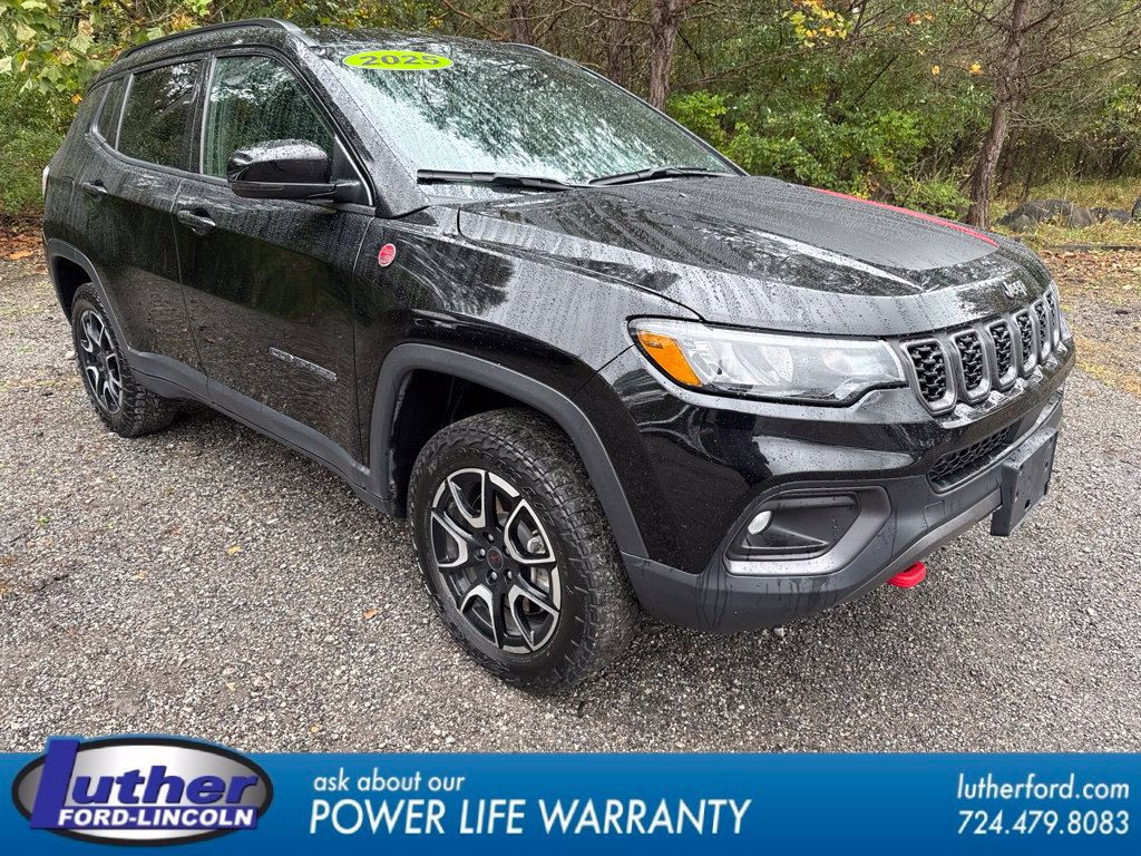 Used 2025 Jeep Compass Trailhawk