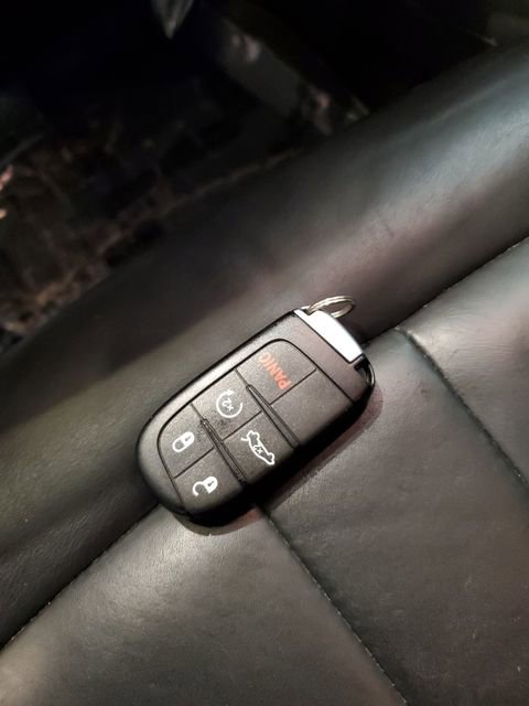 Used 2017 Chrysler 200 Limited Platinum w/ Comfort & Convenience Group image 30